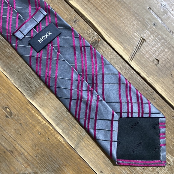 MEXX Tie - Picture 3 of 3